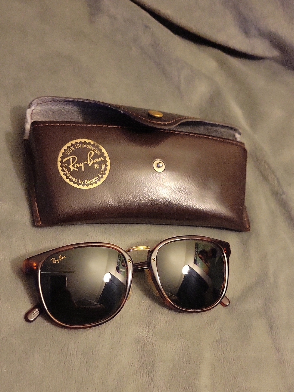 Ray-Ban Brown Tortoise Frame Sunglasses with Gold Accents